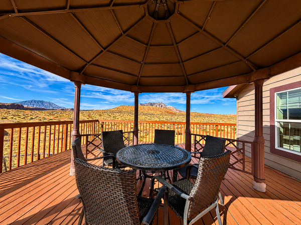 Panorama House Photo 6