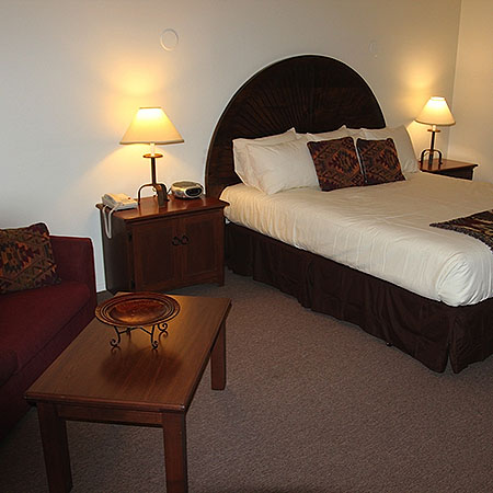 1 King Deluxe Non-Smoking Photo 1