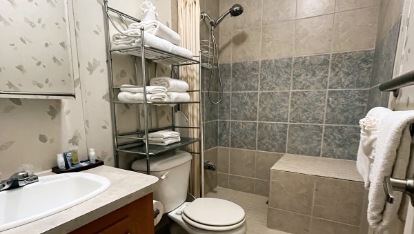 Sandstone House Photo 5