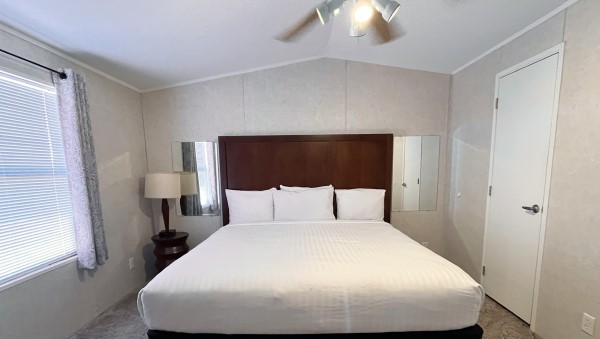 Sandstone House Photo 4